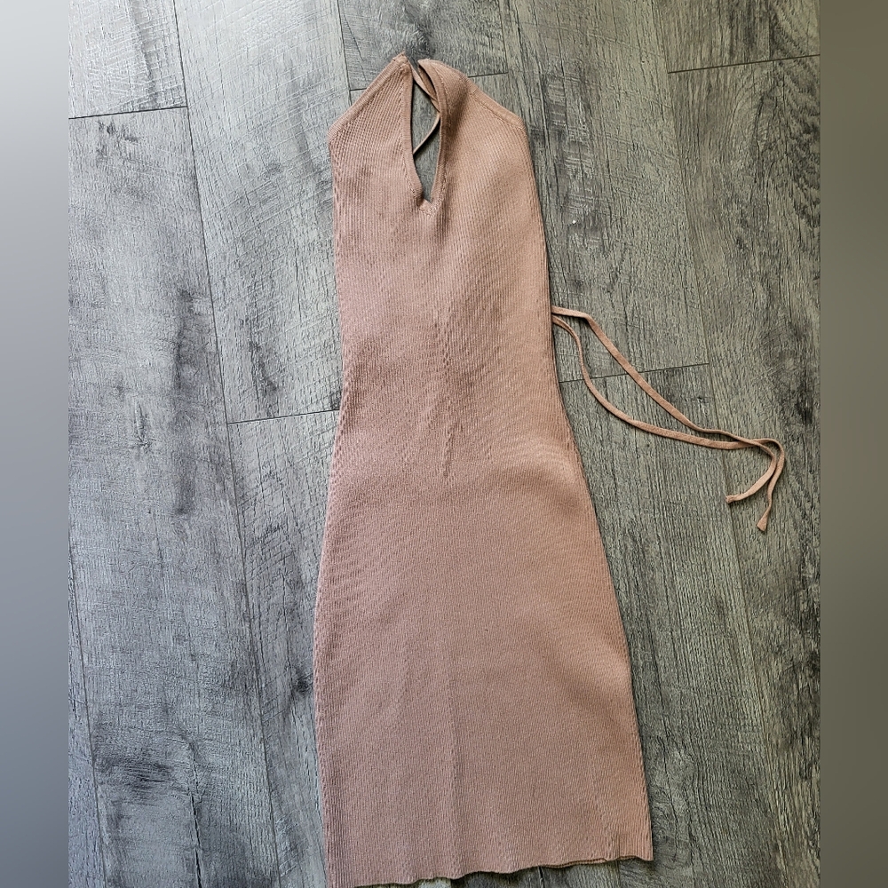 Chic Backless Tan Dress